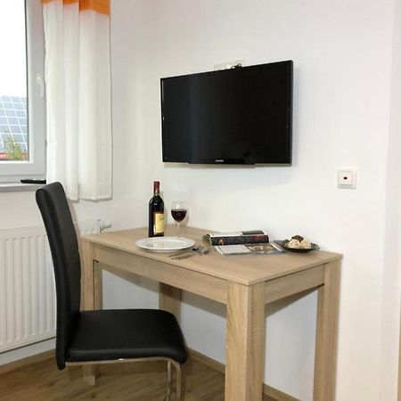 Zollwanger - Wohnen Auf Zeit Apartment Дилинген ан дер Донау Екстериор снимка