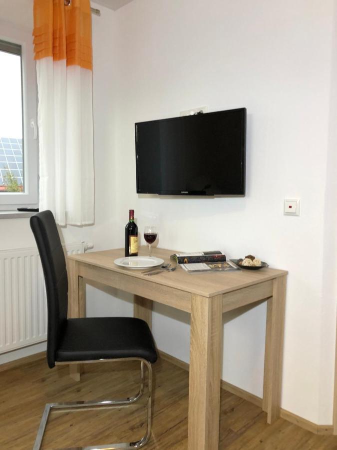 Zollwanger - Wohnen Auf Zeit Apartment Дилинген ан дер Донау Екстериор снимка